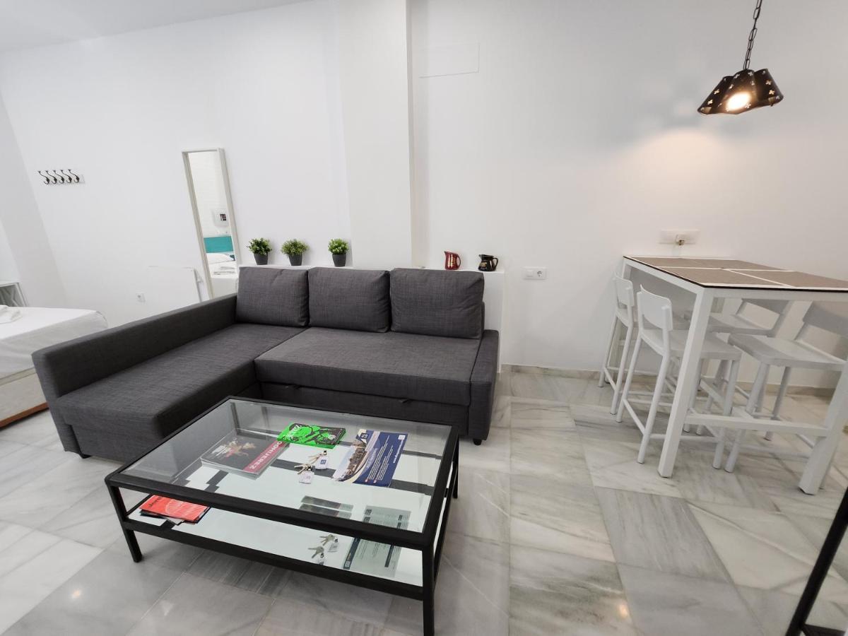 Allo Apartments "Real Escuela" Centro Loft Jerez de la Frontera Ngoại thất bức ảnh